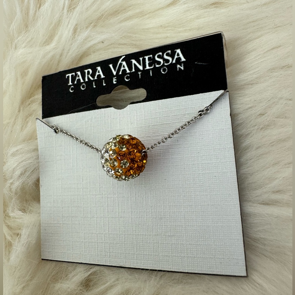 (NWT) Tara Vanessa Collection necklace silver